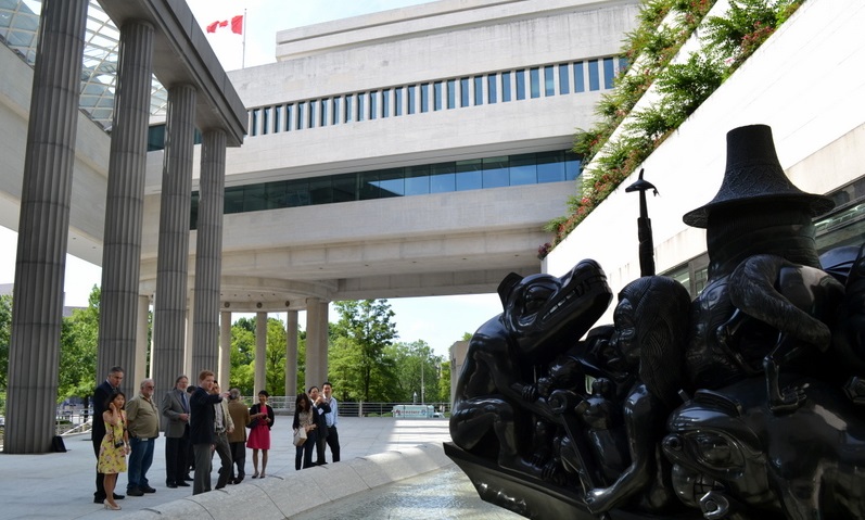 The VCEP tour traveled across the U.S. to learn about energy efficiency practices that can be implemented in Vietnam. The VCEP tour traveled across the U.S. to learn about energy efficiency practices that can be implemented in Vietnam.