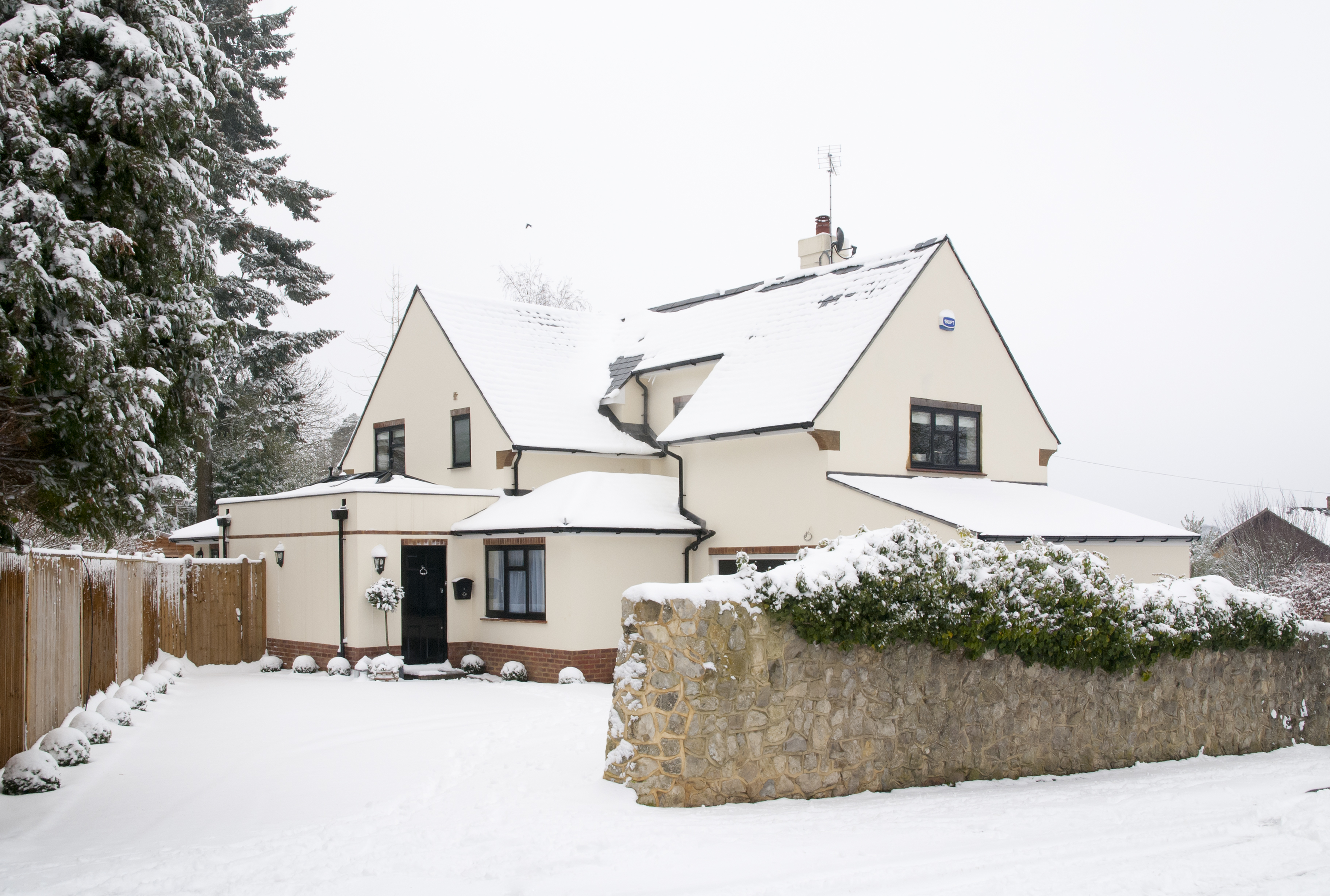 Small changes can help increase your energy efficiency and save money, even during cold winter months. Small changes can help increase your energy efficiency and save money, even during cold winter months.